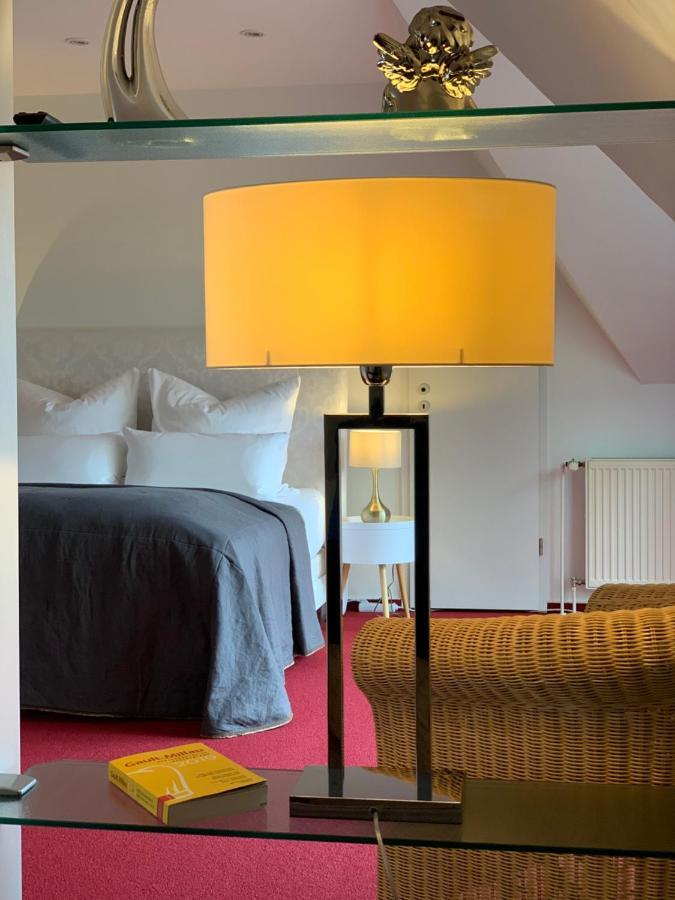הילדסהיים Familiensuite In Villa מראה חיצוני תמונה